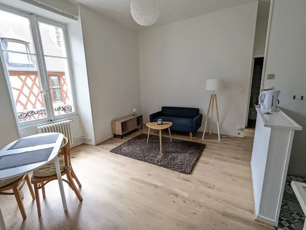 T2 BOURGES - 2 pièce(s) - 33M²
