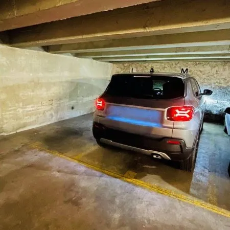 Parking 9 m²