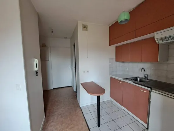 Studio 1 pièce 20 m²