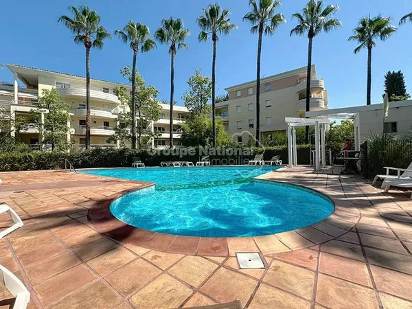 3 pièces avec garage et piscine