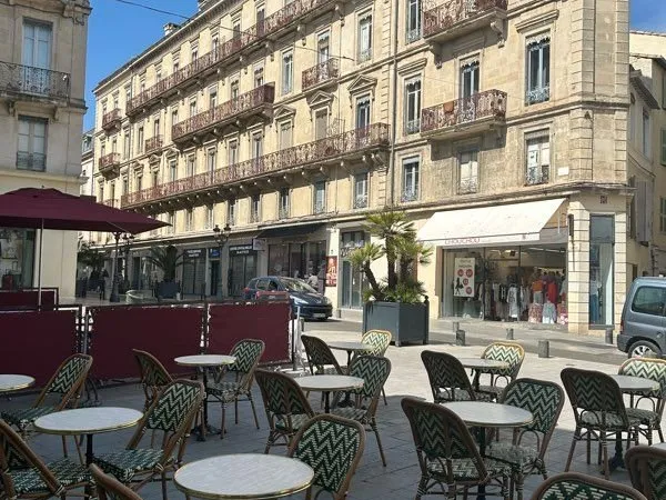 Fonds de commerce - Nîmes centre - Restauration Bar
