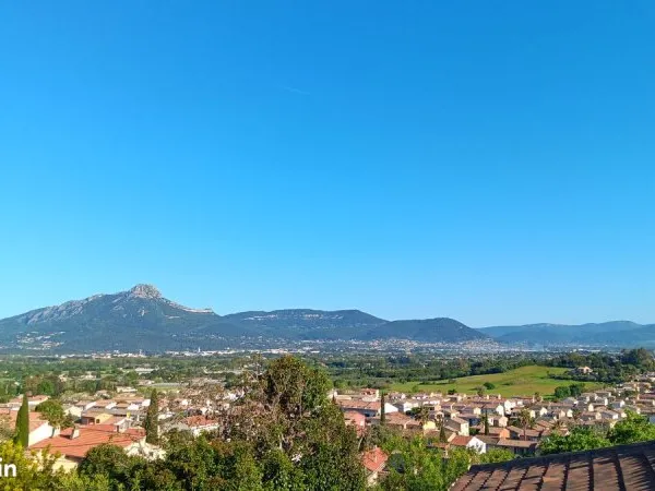 🏠 Maison de 134 m² avec suite parentale - Secteur La Moutonne / La Crau