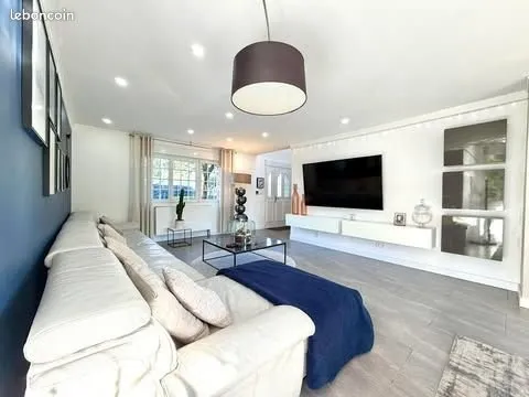 UNIQUE sur le secteur : Maison individuelle de 155m2 à Calais, 4ch, terrasse XXL plein SUD