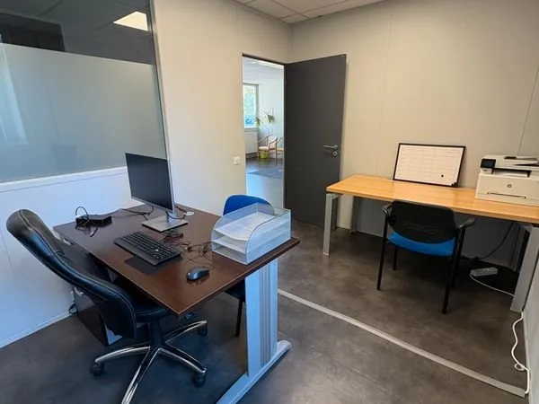 Bureau équipé de 11m² à louer