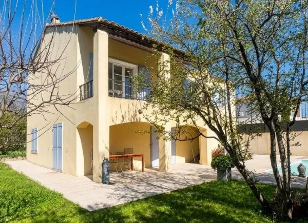 Maison de luxe 5 pièces 150 m²