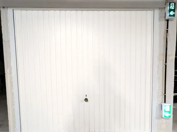 GARAGE BOX à louer à CHAMPS-SUR-MARNE