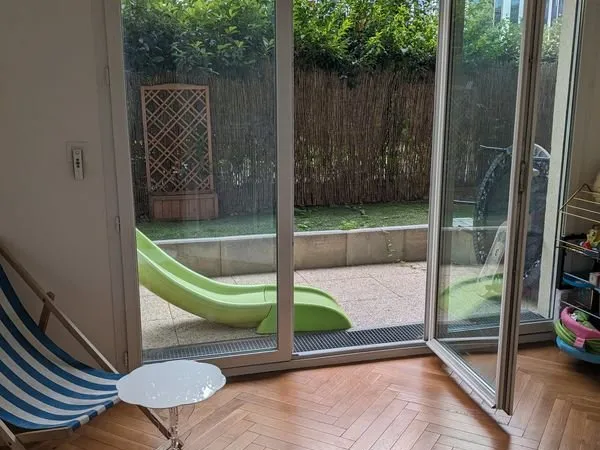 Apt T3 52 m2 avec jardin privatif meuble