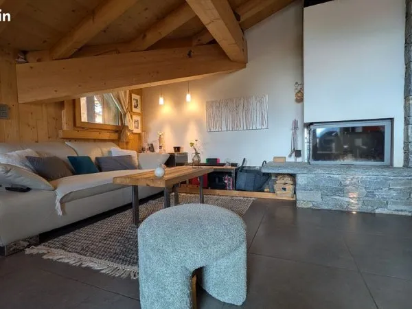 Appartement T4 récent proche centre des gets