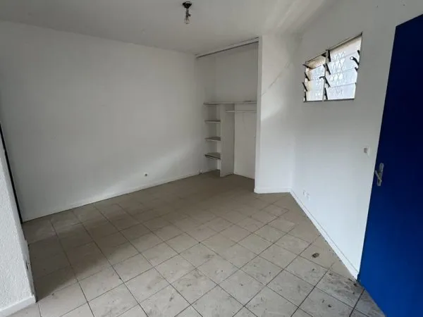 À Cayenne, appartement de 25.64m2 avec balcon à acheter
