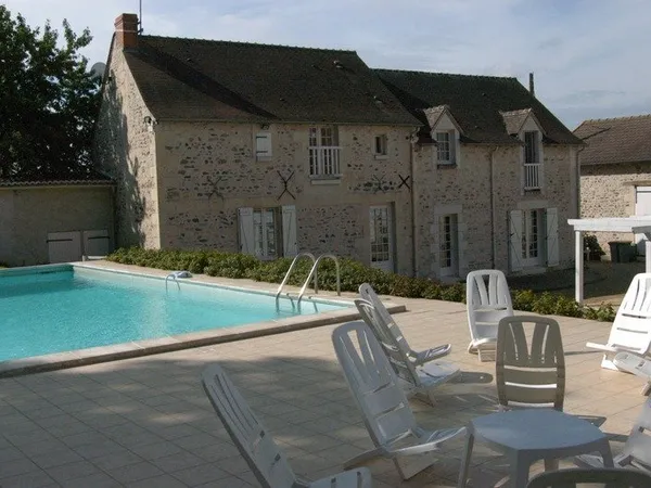 Domaine Equestre avec Gites 20min Châtellerault
