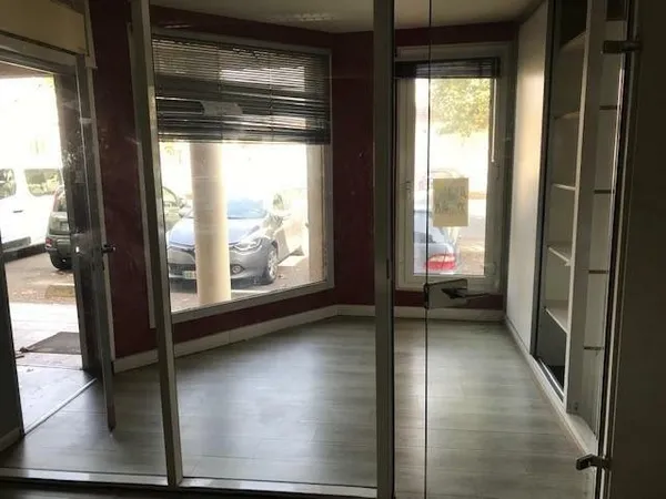 Bureaux 5 pièces