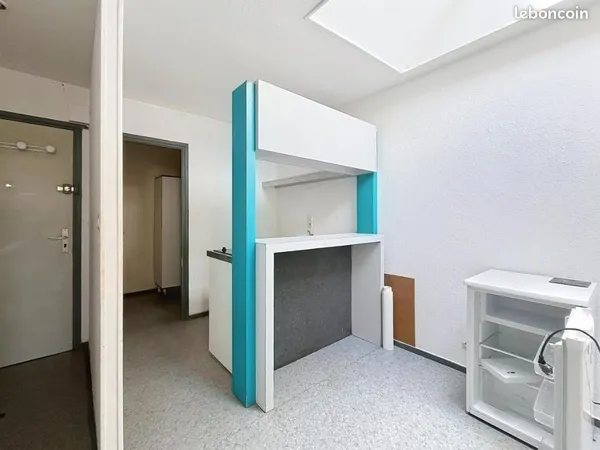 Joli T2 de 41m2, avec vue mer, Boulevard Augustin Cieussa 13007 Marseille