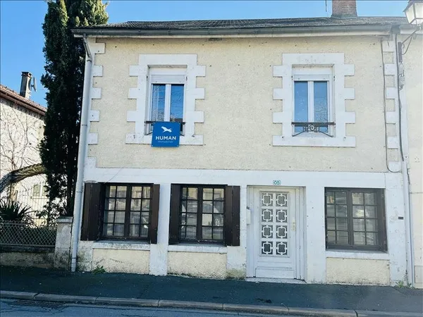 Maison de bourg de 5 pièces principales