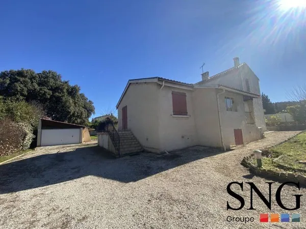 Villa 4 pièces 120 m²