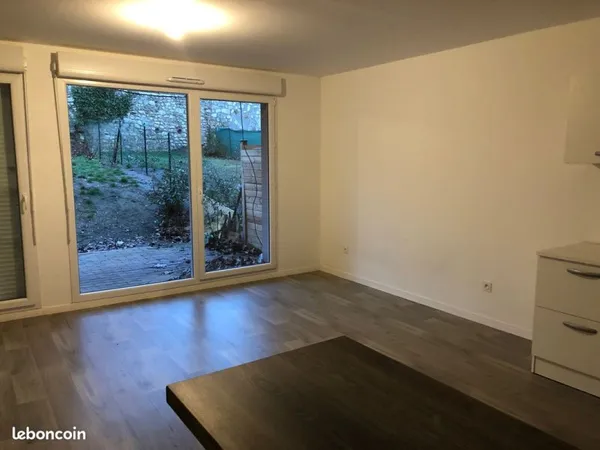 Studio 1 pièce 37 m²