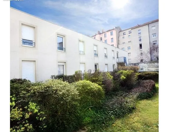 Studio 1 pièce 18 m²