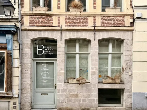 Maison de caractère dans le Vieux Douai, 3 chambres ou plus, garage et terrasses de plus de 40 m².
