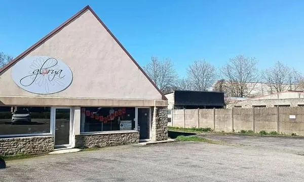 PONTIVY - LOCAL COMMERCIAL 300 M²