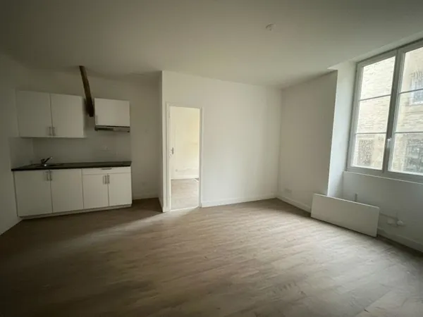 Dernier T2 rénové, idéal et sans travaux !