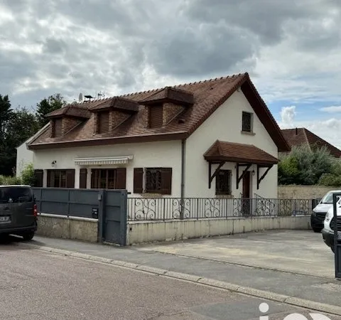 Maison 5 pièces 143 m²