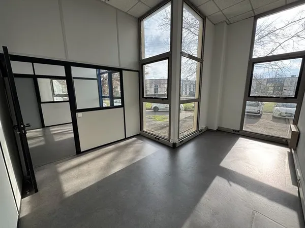 Local commercial Labege 73 m2