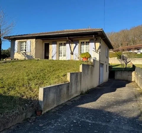 Vends maison de plein pied avec grand sous-sol