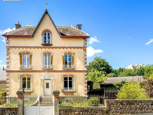 Maison 6 pièces 160 m²