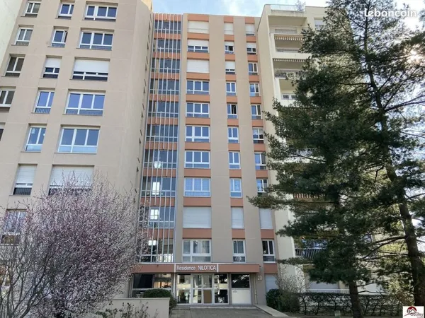 Appartement 5 pièces 94 m²