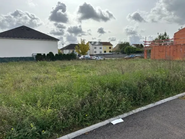 Terrain 220 m²
