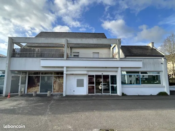 Bureaux 155 m² Ergué-Gabéric