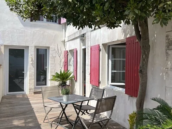 Maison centre ville Royan 3 ch