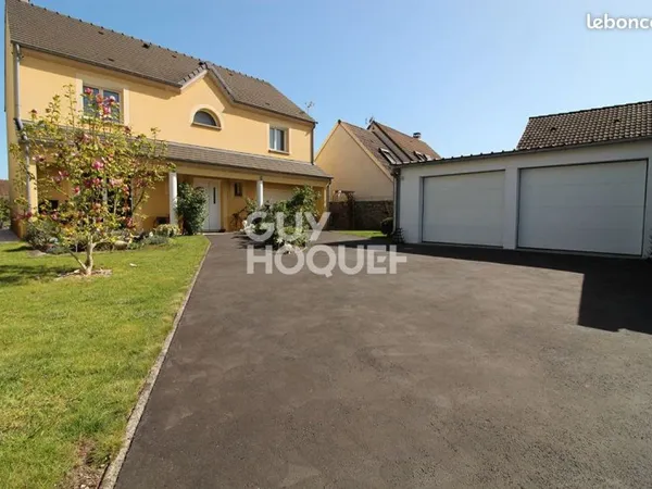 Maison 6 pièces 140 m²