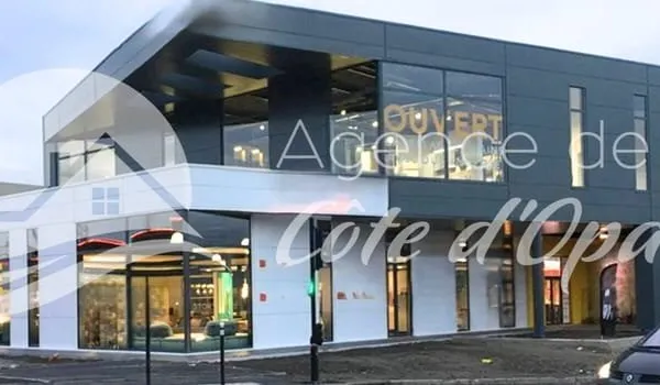 LOCAL COMMERCIAL 564 M2 - MANDAT UNIQUE