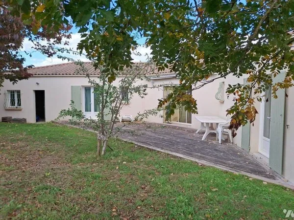 Maison de plain-pied 5 pièces 137 m²