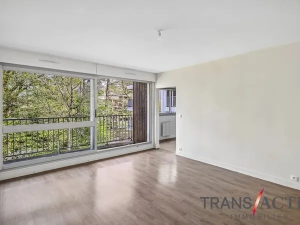 ORSAY - Appartement 4 pièces de 82,79 m² avec balcons