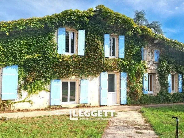 Maison 8 pièces 240 m²