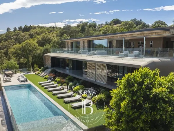 Caramontino, villa 7 chambres, piscine, vue mer, plage à pied