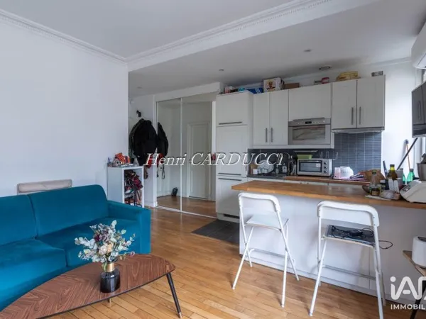Studio 1 pièce 27 m²