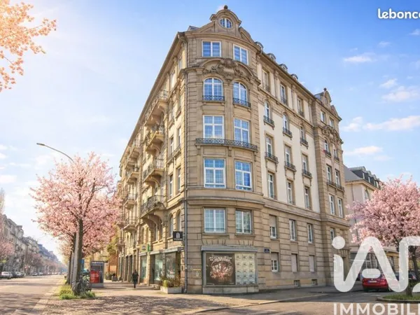 Appartement 9 pièces 26 m²