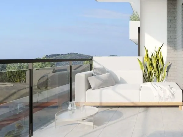 A SAISIR- TRES BEAU T4 EN ETAGE DE 85M2 LUMINEUX + TERRASSE EXPOSEE SUD DANS PETITE COPROPRIETE