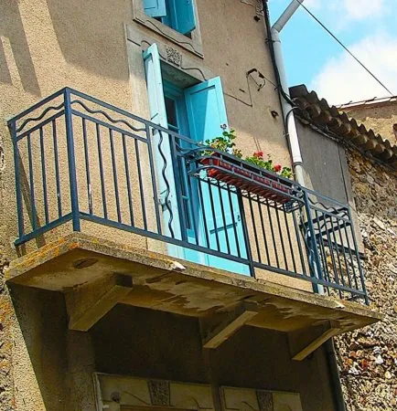 Maison de village confortable et renové dans le village de Davejean
