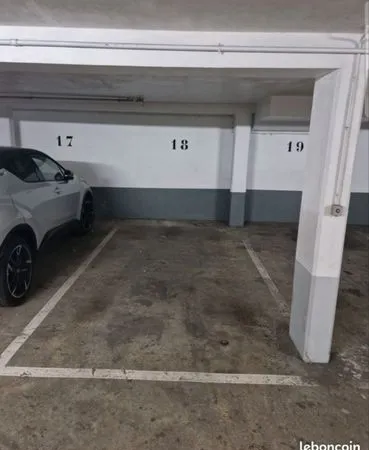 Parking sécurisé Clichy
