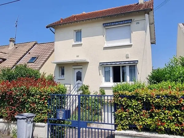 GOUSSAINVILLE MAISON 3 CHAMBRES SOUS-SOL