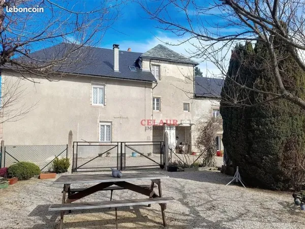 Maison 8 pièces 175 m²