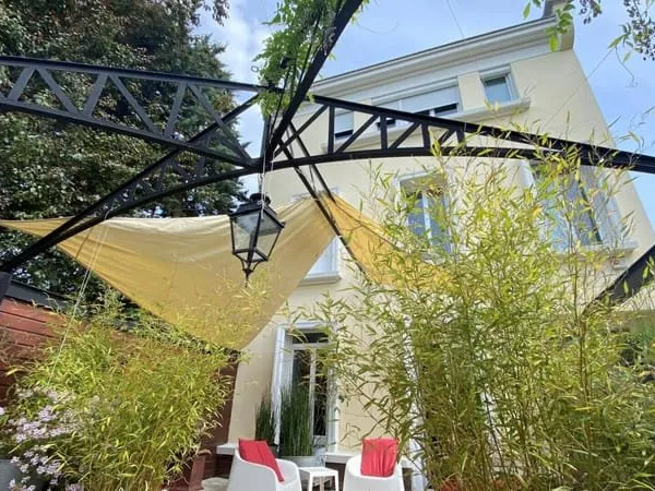 Maison 9 pièces 180 m²