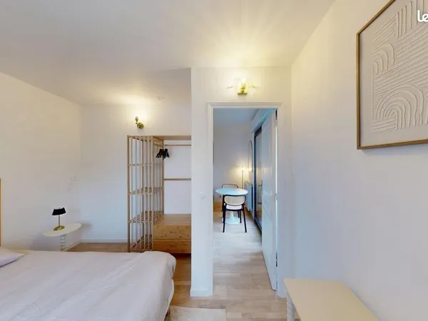 Chambre 5 pièces 78 m²