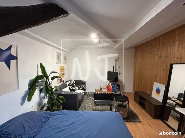 Studio 1 pièce 23 m²