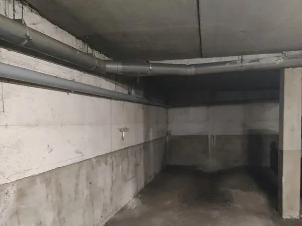Location d'une place de parking souterrain