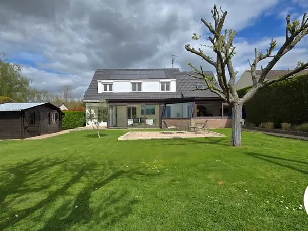 Maison individuelle familiale 5 chambres + bureau Jardin