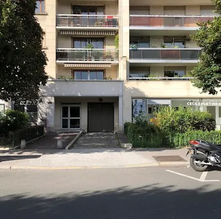 Stationnement Location Vincennes   90€